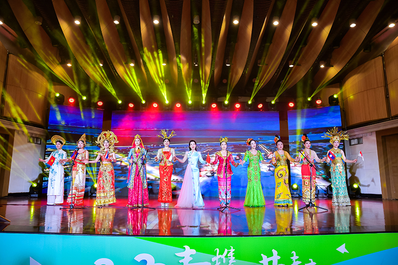 TGJ_4049-opq265028534.jpg TGJ_4049-opq265028534.jpg